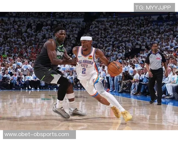 猛虎归来锡安半场表现惊艳10投8中高效斩获16分3篮板4助攻1抢断