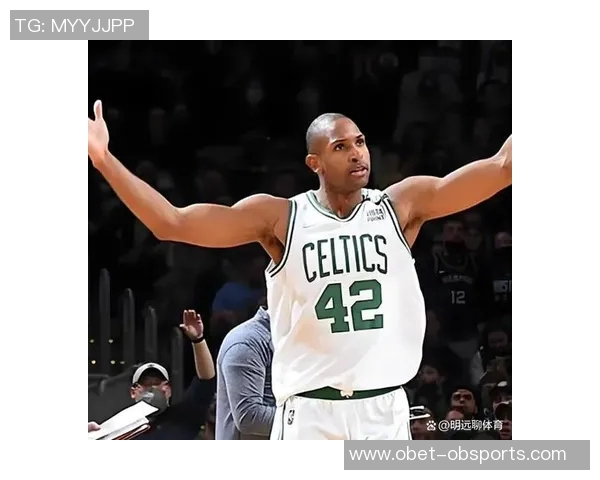 霍福德背靠背缺席邓利维强调监控轮换球员的重要性 霍福德背靠背缺席邓利维强调监控轮换球员的重要性